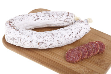 Kiełbasa salami na desce