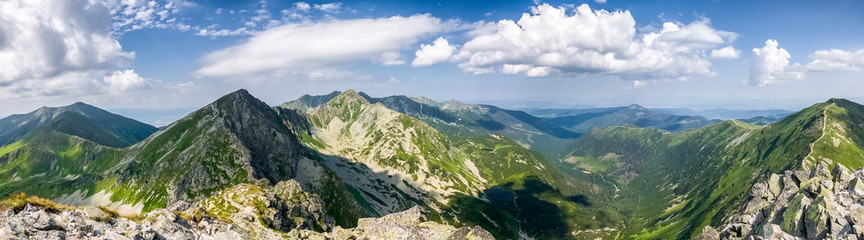 Panorama ze szczytu góry - Tatry Zachodnie, Słowacja