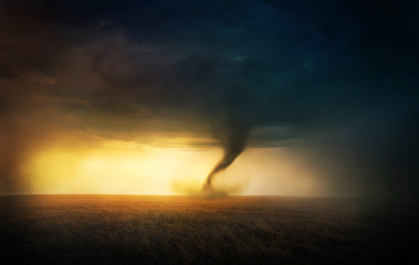 Tornado zachód słońca