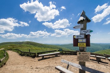 Oznaczenia szlaków na Małej Rawce, Bieszczady