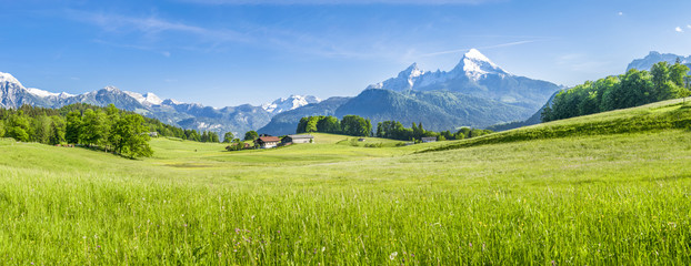idyllic farmhouse