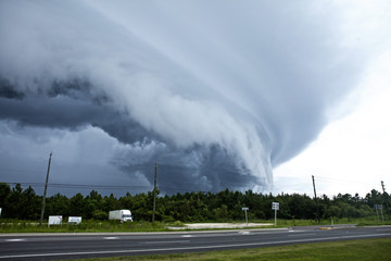 tornado touching down in Florida