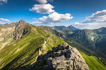 Lato Tatry, Polska, widok z Kasprowego Wierchu na Świn