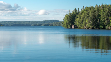 Kabina na jeziorze w Algonquin Provincial Park
