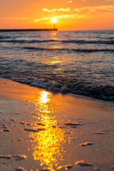 Zachód słońca nad morzem