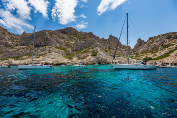 Turkusowe wody Wysp Riou, Marsylia