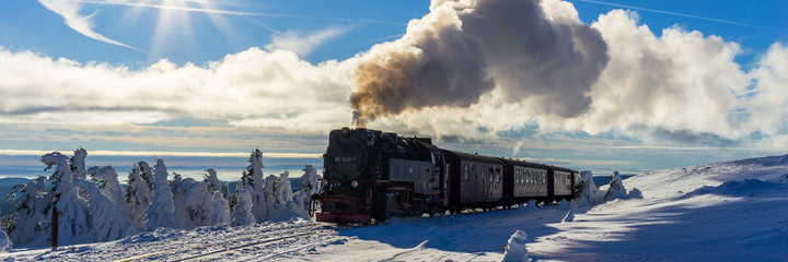 Brockenbahn, panorama pociągu w zimie