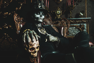 Baron Samedi z czaszką
