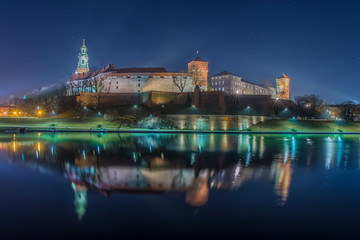 Wawel nocą