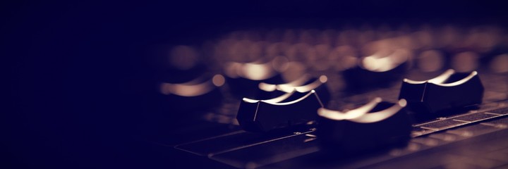 Zbliżenie na mikser dźwięku