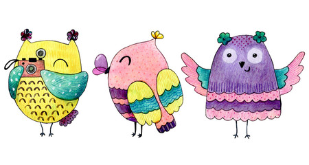 ilustracja z sowami. Ręcznie rysowane rysunek ptaka.