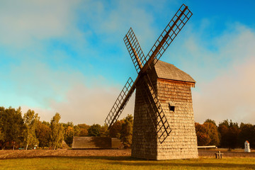 Wiatrak w muzeum wsi na Warmii.