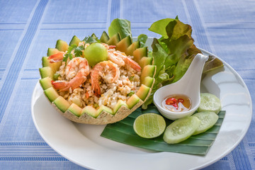 fried rice with shrimps