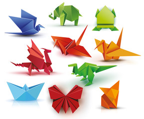 Origami. Zestaw origami. Ustaw motyl origami, żuraw, żaba, słoń, smok, statek, dinozaur, lis. Origami zestaw papieru. Wektorowa ilustracja Eps10 kartoteka