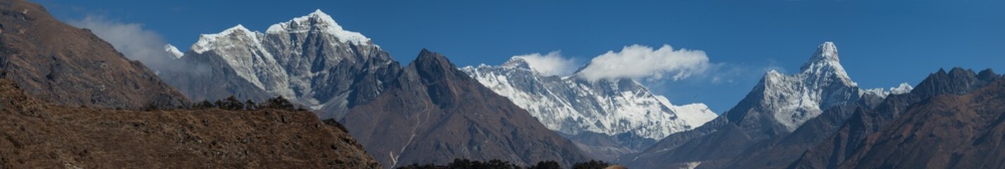 Everest Lhotse PumoRi AmaDablam Himalaje treking