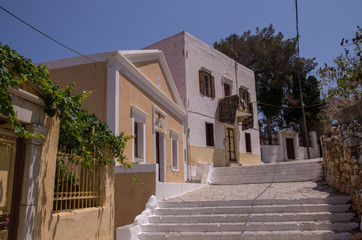 Symi, Grecja - romantyczne uliczki