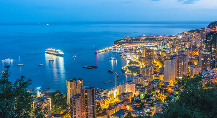 Widok miasta Monako. Francuska Riwiera