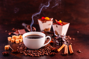 Ożywcza poranna kawa ze słodyczami. Może być używany jako tło