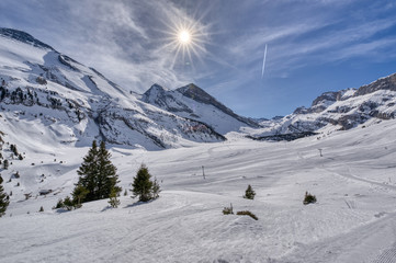 Stok narciarski w słońcu