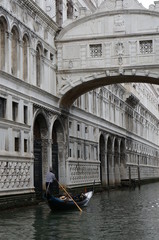 kanał w wenecji