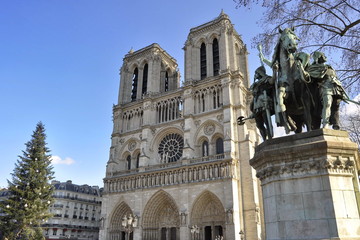 Katedra Notre Dame w Paryżu, Francja