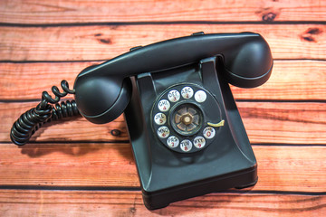 Czarny telefon retro i telefon