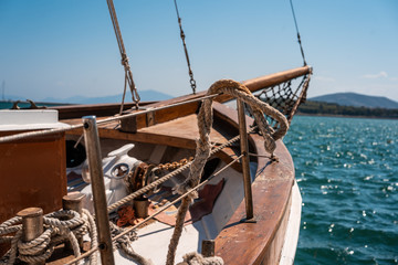Fotografia stara drewniana łódź, zamknięty widok