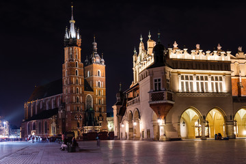 Krakowski rynek nocą