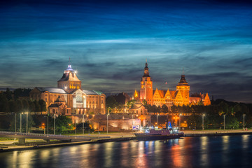 Nocny widok na miasto Szczecin, Polska