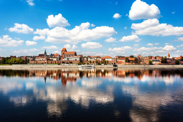 Toruń, Polska. Stare Miasto. Wisła