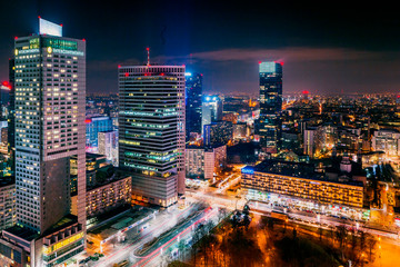 Widok z Pałacu Kultury Warszawa nocą