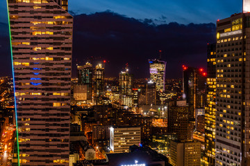 Warszawa warsaw noc nocą wieżowce panorama