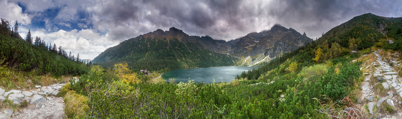 Panorama Morskie Oko - Tatry Wysokie jesień burza