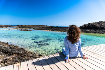 Błękitna laguna podczas zimowe wakacje