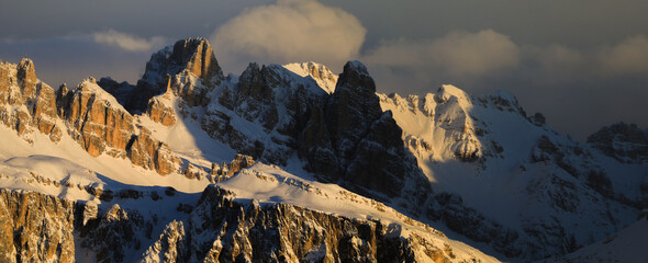 Dolomity