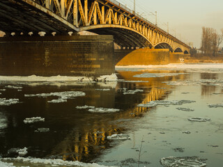 rzeka Wisła i mosty
