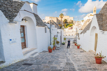 Malownicze miasteczko we Włoszech z pięknymi domkami - Alberobello