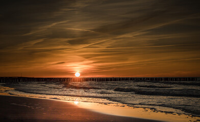 zachód słońca, wakacje, pocztówka, tapeta, plaża, słońce, fala, niebo, morze