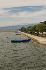 Nin Chorwacja stare miasto zabytki uliczki kościół św. Krzyża