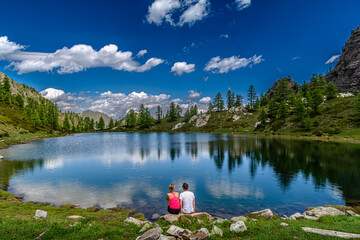 Il lago nero di Rocca la Meja, una perla incastonata tra montagne bellissime