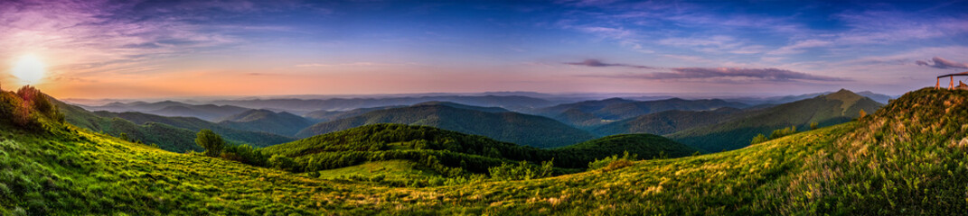 Bieszczady Panorama z Połoniny Wetlińskiej na północ