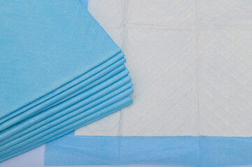 Weterynaryjny podkład higieniczny dla starych zwierząt, choroby układu moczowego. 