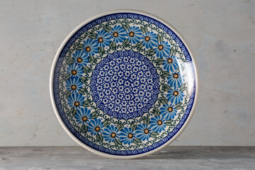 Ceramika Artystyczna Salad Bowl with Plates Set No835 Hand Painted Blue Daisy Polish Pottery Boleslawiec 1980s