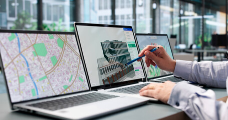 Architect Uses 3D BIM Software
